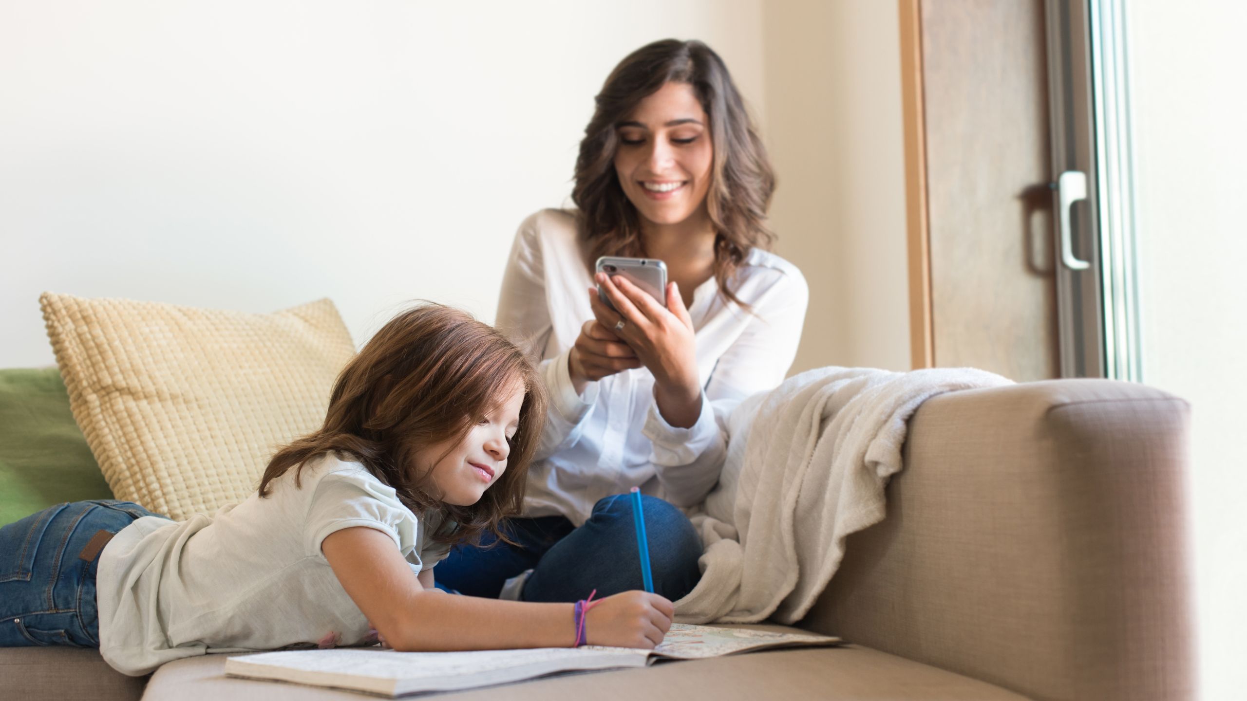 Mom and Me Devotionals: Building Faith with Your Kids